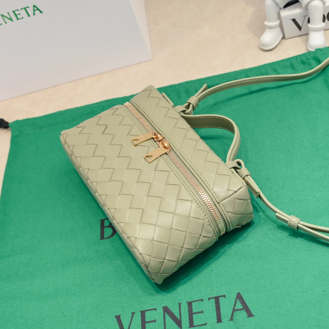 Bottega Veneta Cosmetic Bags